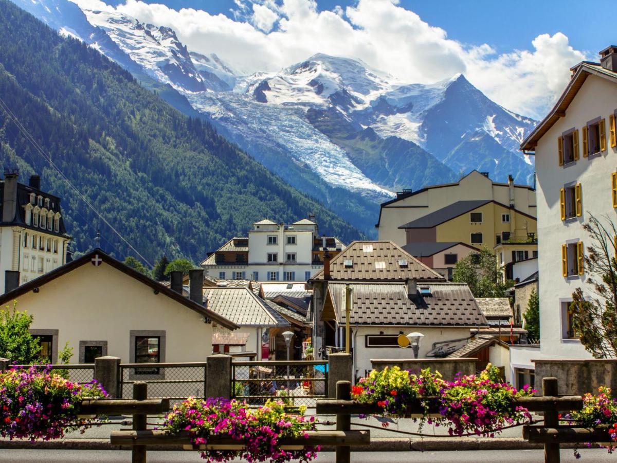 Apartment Le Majestic By Interhome Chamonix Bagian luar foto